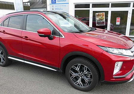 Mitsubishi Eclipse Cross TOP Panorama Navi 2.2 DID 4WD AT