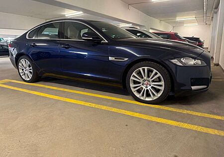 Jaguar XF 30d Aut. Prestige