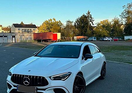 Mercedes-Benz CLA 45 AMG 4Matic+ Shooting B Speedsh 8G-DCT