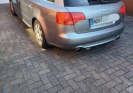 Audi A4 2.0 TDI S-Line