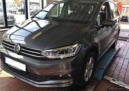 VW Touran Volkswagen Comfortline 1.5TSI AHK ACC LED NAV PANO