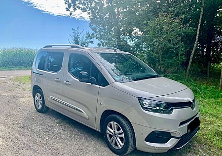 Toyota Pro Ace Proace City Proace City Verso L1 1.2 Turbo Verso Team Deut.