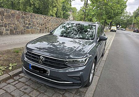 VW Tiguan Volkswagen 1.5 TSI OPF DSG Move