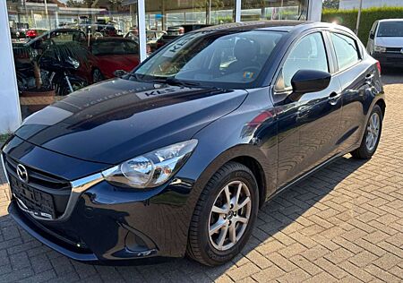 Mazda 2 Lim. Center-Line