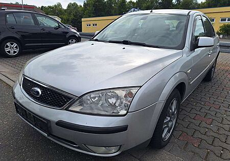 Ford Mondeo Ghia