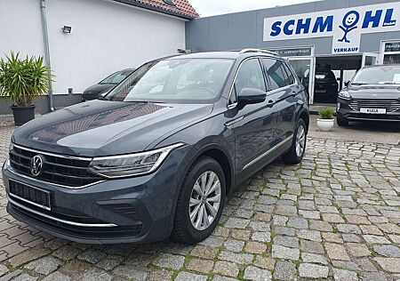 VW Tiguan Volkswagen Life
