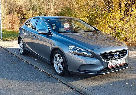Volvo V40 Momentum*NAVI*SHZ*PDC*TEMOPMAT*KLIMAAUT.*