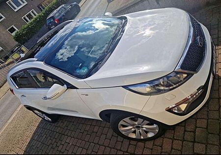 Kia Sportage Platinum Edition 4WD