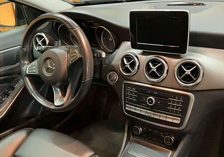 Mercedes-Benz GLA 200 d 4Matic 7G-DCT Urban