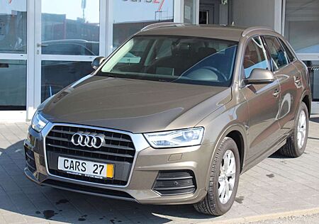 Audi Q3 design 1.4 TFSI S-Sronic Navi LED AHK 1.Hand