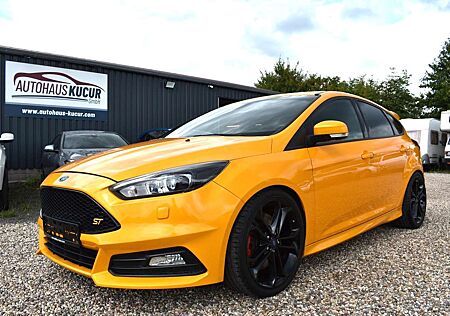 Ford Focus Lim. ST Recaro 1 Hand KW Gewindefahrwerk