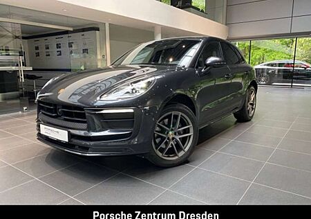 Porsche Macan .