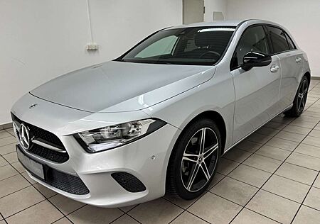 Mercedes-Benz A 200 Business LED Widescreen Night Kamera DAB 18"