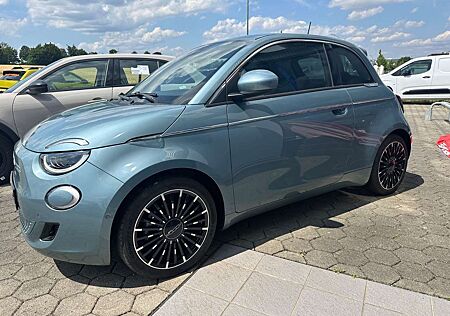 Fiat 500E 3+1 Icon Komfort + Style