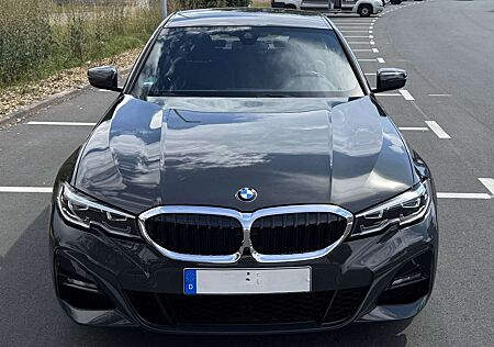 BMW 330i 330 3er xDrive Aut. M Sport