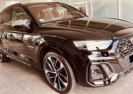 Audi SQ5 TDI quattro tiptronic - B&O|Matrix|21Z|Matrix|360Grad|Stadt/Tour|Ambiente|Winterreifen|Orig Ersatzbremsensatz