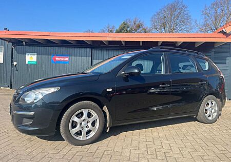 Hyundai i30 CW 1.4i, 2009, 105 PS, TÜV neu, Klima, ISOFIX