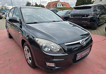 Hyundai i30 blue 1.4 Comfort