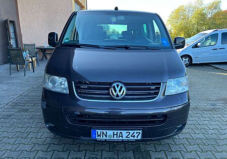 VW T5 Transporter Volkswagen Bus Multivan Sport Edition