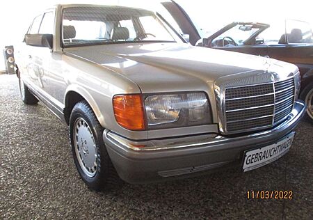 Mercedes-Benz 300 300SE mit Schiebedach- ohne Klimaanlage