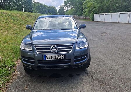 VW Touareg Volkswagen V6