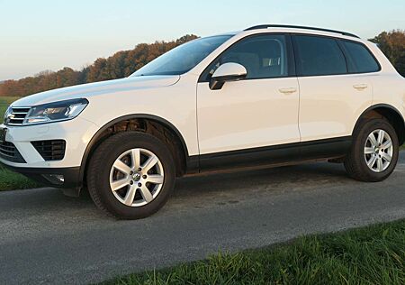 VW Touareg Volkswagen +3.0+V6+TDI+SCR+Blue+Motion+DPF+Automatik+E