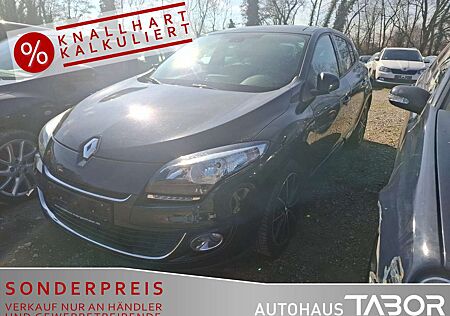 Renault Megane 2.0 16V 140 CVT BOSE Edition Leder SD Nav