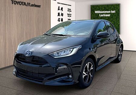 Toyota Yaris 1.5 Teamplayer +FLA+SpurH+SpurW+LM+LED+PDC