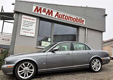 Jaguar XJ6 2.7 D Executive**Navi+Leder+Xenon+SD+Voll*