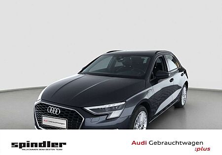 Audi A3 advanced 40 TFSIe S-tronic / Matrix
