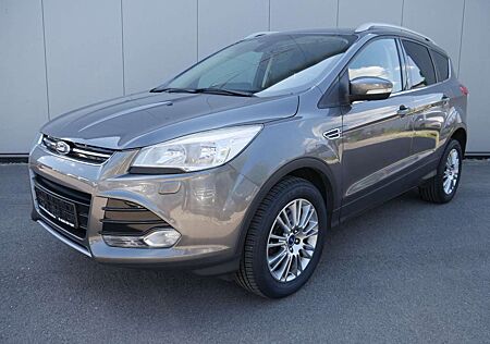 Ford Kuga 2.0 TDCI 4x4 Titanium