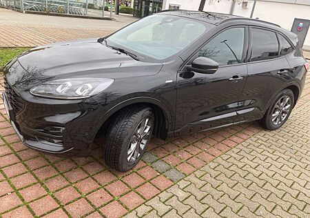 Ford Kuga 1.5 EcoBoost ST-LINE X