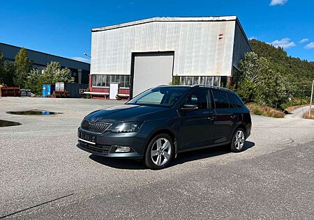 Skoda Fabia Combi 1.2 TSI Ambition
