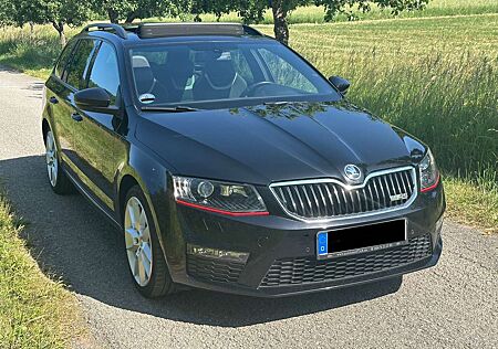 Skoda Octavia Combi 2.0 TDI (Green tec) DSG RS