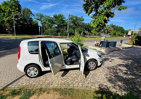Skoda Roomster 1.2 Active 2012