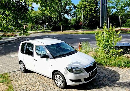 Skoda Roomster 1.2 Active 2012