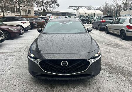 Mazda 3 AWD