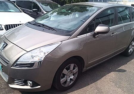 Peugeot 5008 Business-Line Automatik 7 Sitzer Zahnriemen neu