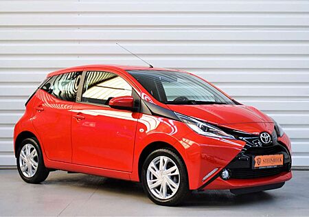 Toyota Others Aygo X Team D+1.Hand+25.300KM+Kamera+Klima