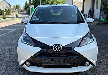 Toyota Others Aygo AYGO x-play touch*KAMERA*TEMPOMAT*