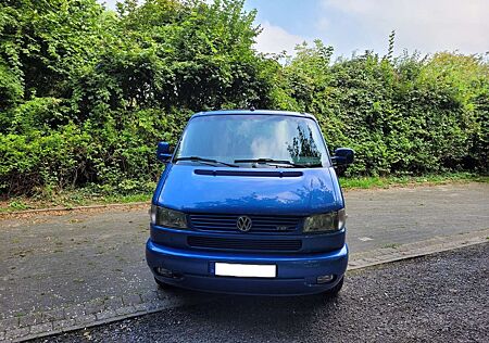 VW T4 Multivan Volkswagen T4/MULTIVAN/CARAVELLE TDI Atlantis