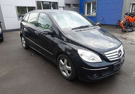 Mercedes-Benz B 200 CDI (245.208)