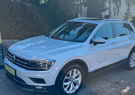VW Tiguan Volkswagen Highline*4Motion*Autm*ACC*Lane-Assist*AHK