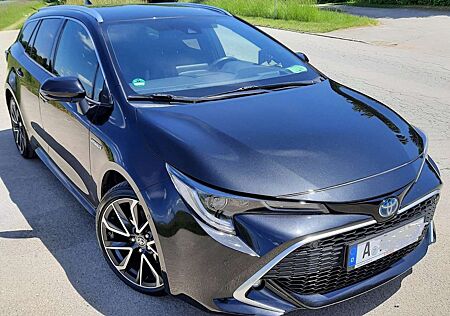 Toyota Corolla Touring Sports Lounge Hybrid 2.0