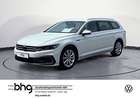 VW Passat Variant Volkswagen GTE 1.4 TSI Plug-In DSG PDC AHK