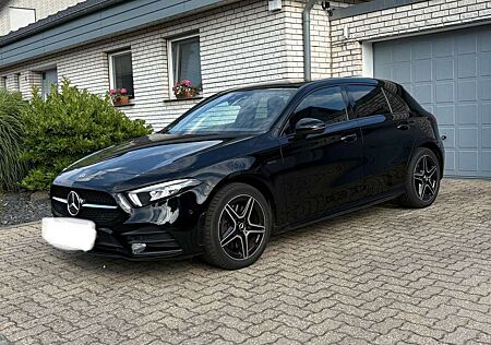 Mercedes-Benz A 250 A-Klasse Plugin Hybrid e 8G-DCT AMG Line