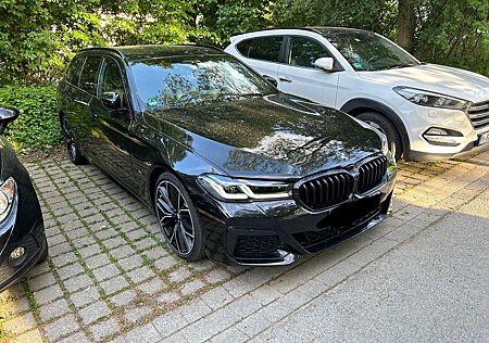 BMW 530d 530 xDrive Touring Aut. M Sport Edition