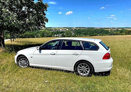 BMW 320d 320 xDrive DPF Touring