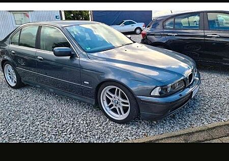 BMW 520i 520