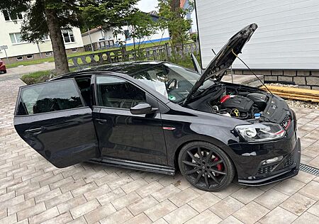 VW Polo GTI Volkswagen 1.8 TSI (Blue Motion Technology)